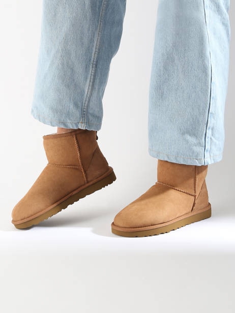 Classic Mini Ii Boots In Leather Ugg Brown accessoires 1016222 other view 1