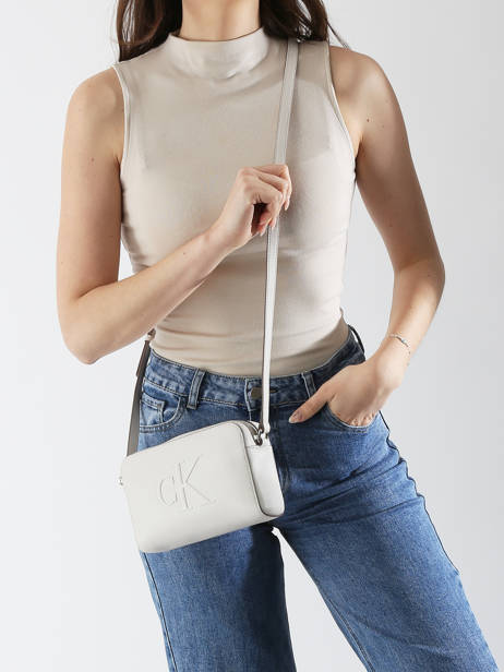 Sac BandouliÃ¨re Sculpted Calvin klein jeans Beige sculpted 4K3036G vue secondaire 1
